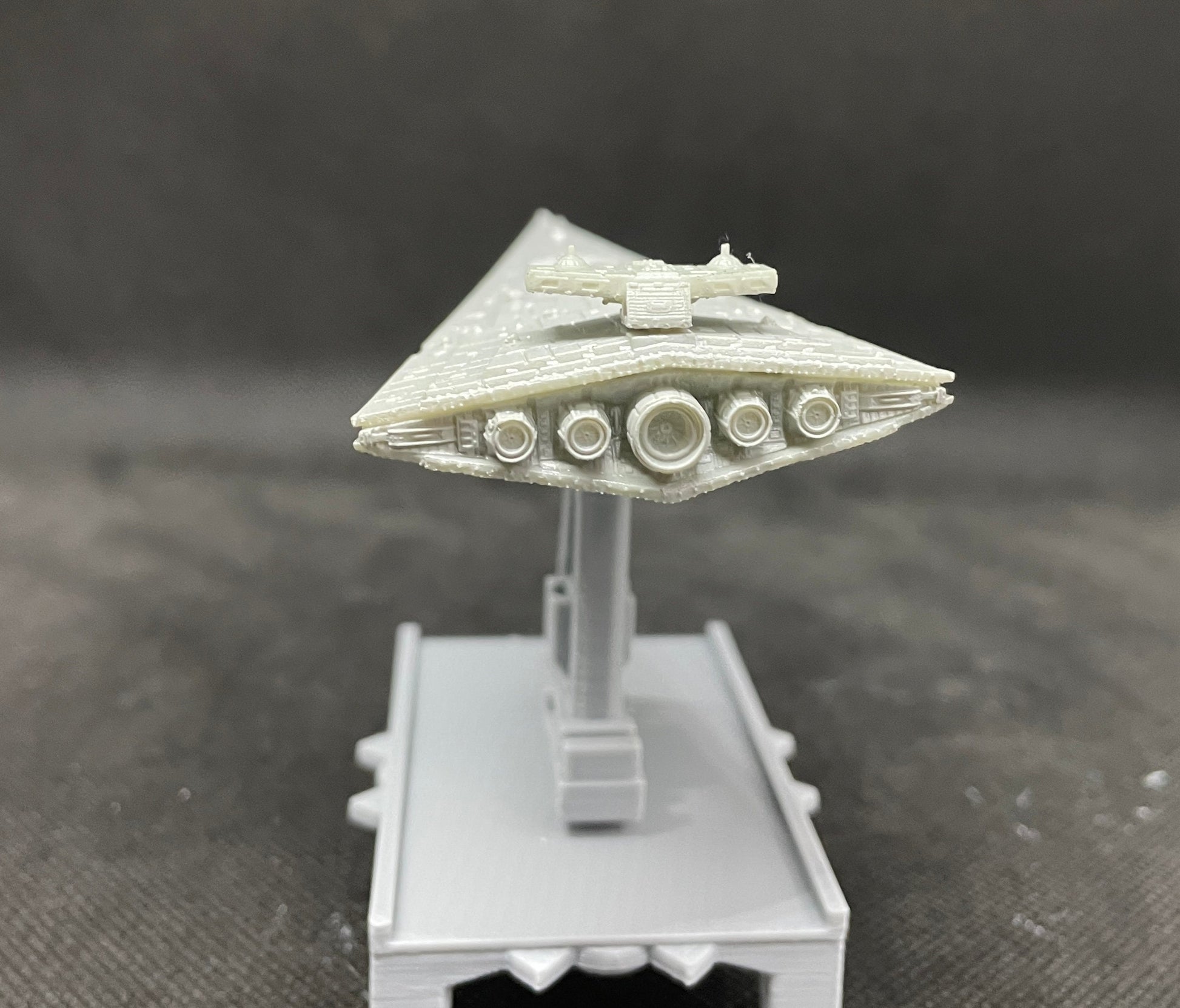Imperial Vindicator Heavy Cruiser for Star wars armada scale games 113mm