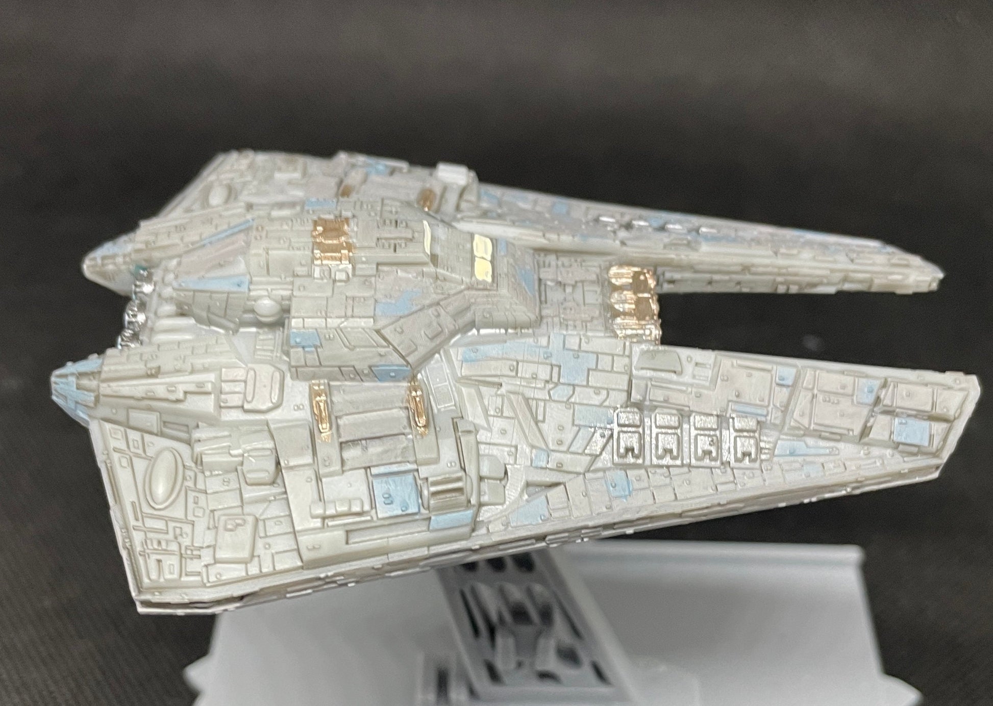 Broadside Missile Cruiser for Star Wars Armada Utar Games sculpt