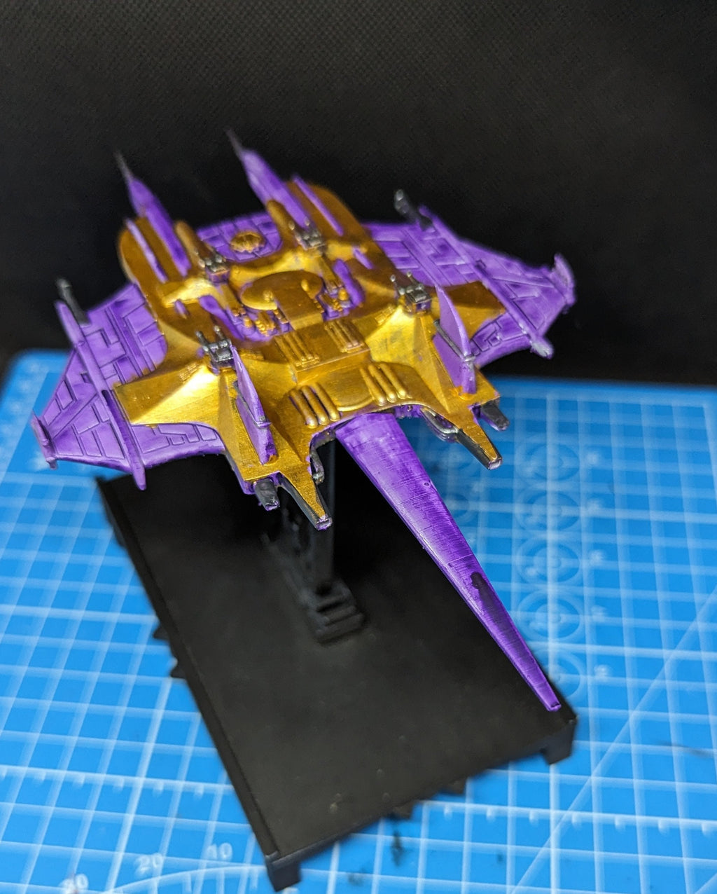 Babylon 5 Centauri Primus Battlecruiser for Miniatures games 170mm