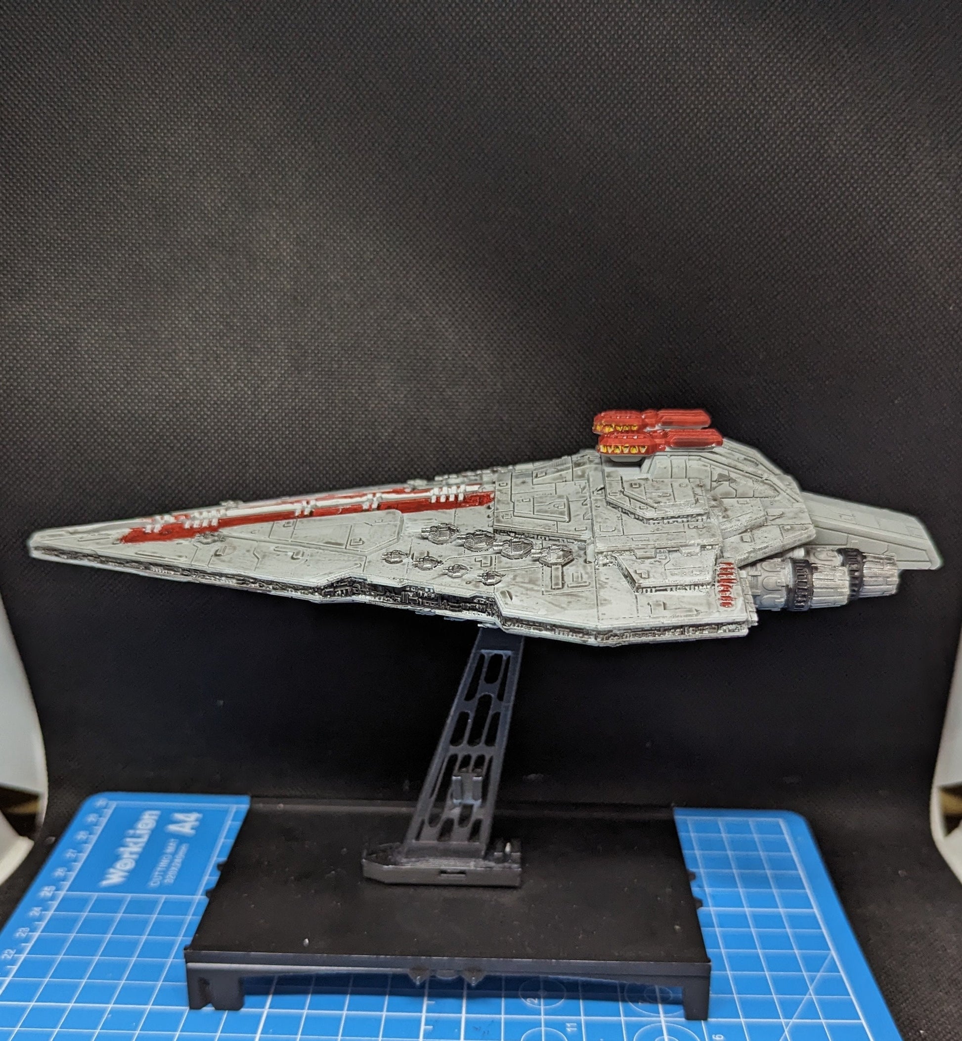 Republic Rothana Dreadnought for Star Wars Armada 220mm