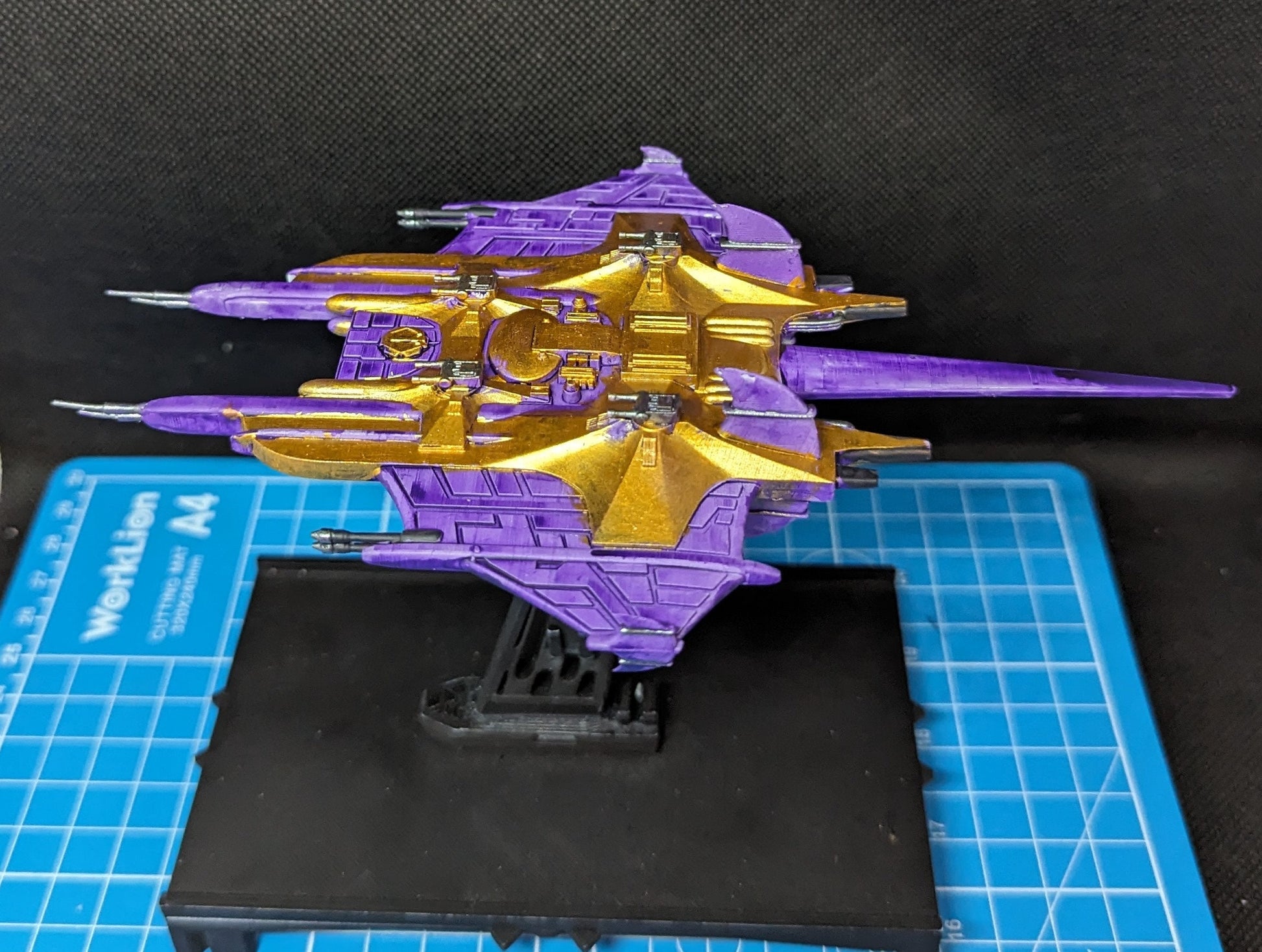 Babylon 5 Centauri Primus Battlecruiser for Miniatures games 170mm