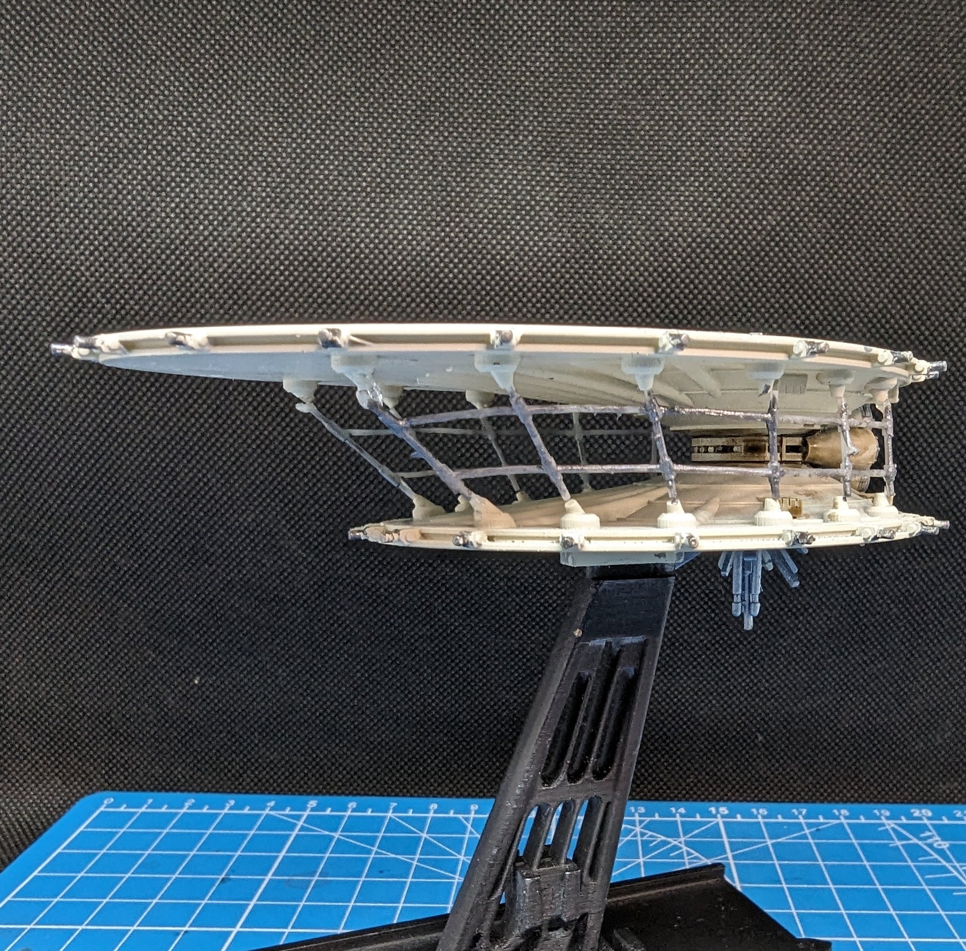SW Armada Hapan Battle Dragon for miniatures games 107mm