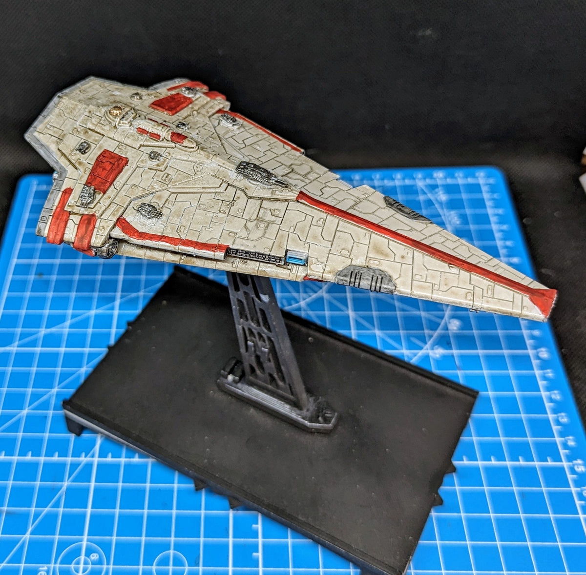 New Republic Nebula Star Destroyer for Star Wars Armada scale games 153mm