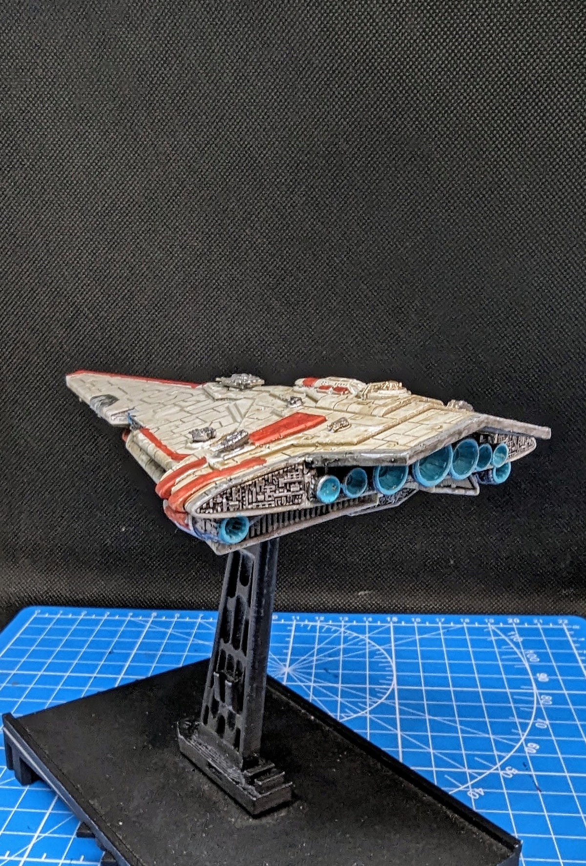New Republic Nebula Star Destroyer for Star Wars Armada scale games 153mm