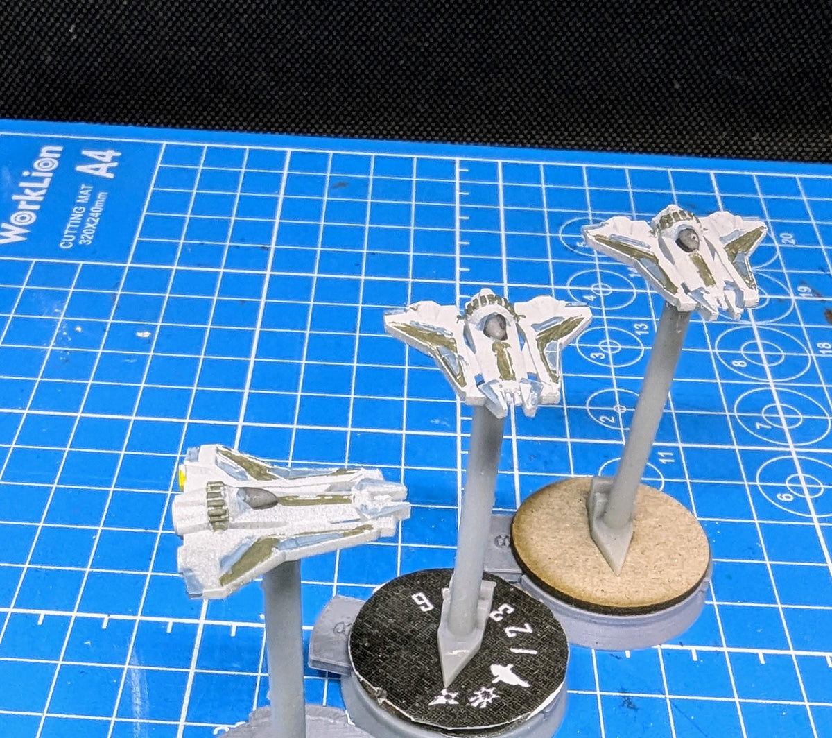 Mandalorian Gauntlet Kom'rk fighter Squadron (3) for Star wars armada