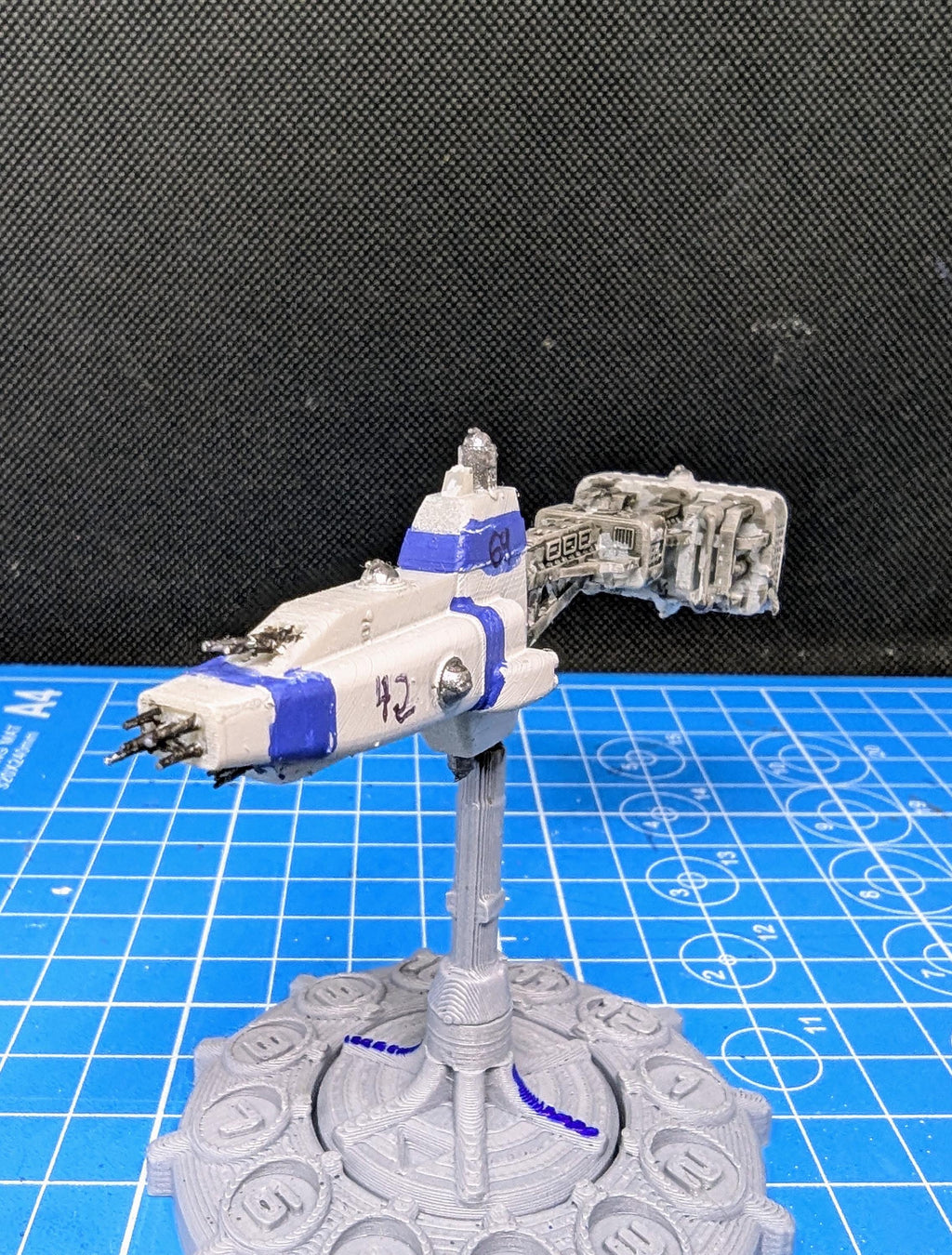 Babylon 5 Earthforce Hyperion Heavy Cruiser for miniatures games 100mm