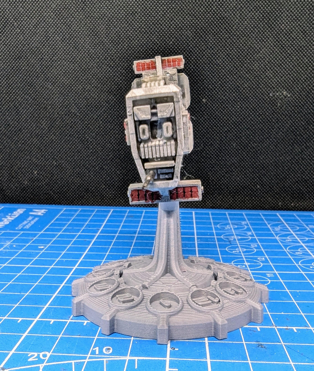 Babylon 5 Earthforce Sagittarius-class Missile Cruiser for miniatures games
