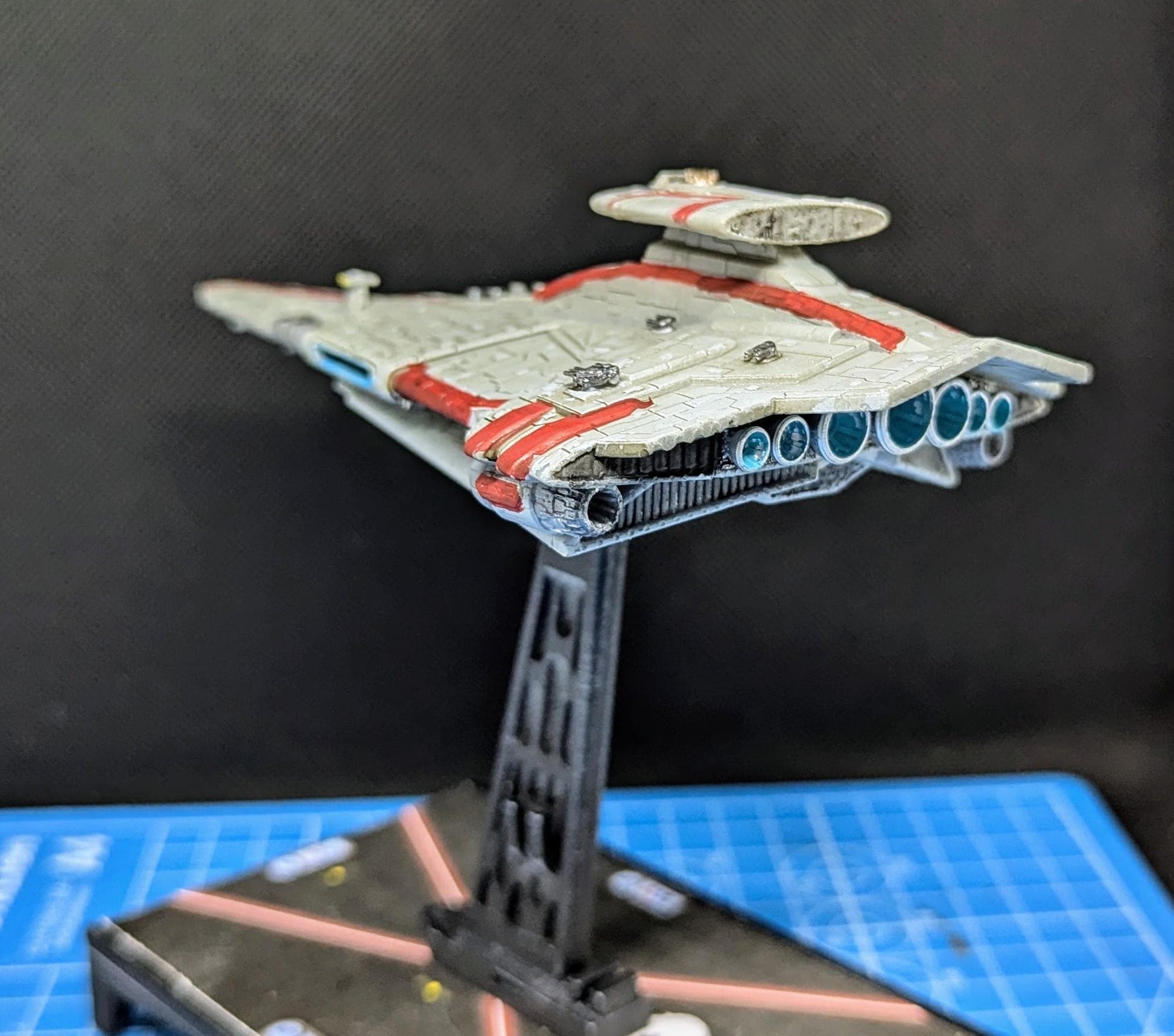 New Republic Endurance Fleet Carrier for Star Wars Armada or other miniatures games 154mm