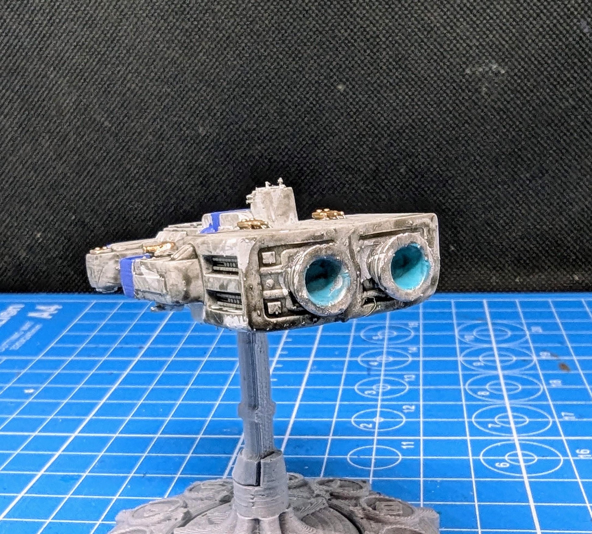 Babylon 5 Earthforce Hyperion Heavy Cruiser for miniatures games 100mm