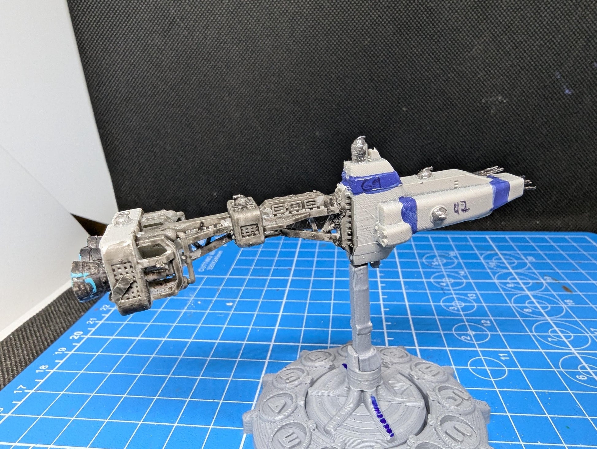 Earthforce Hyperion Heavy Cruiser for miniatures games