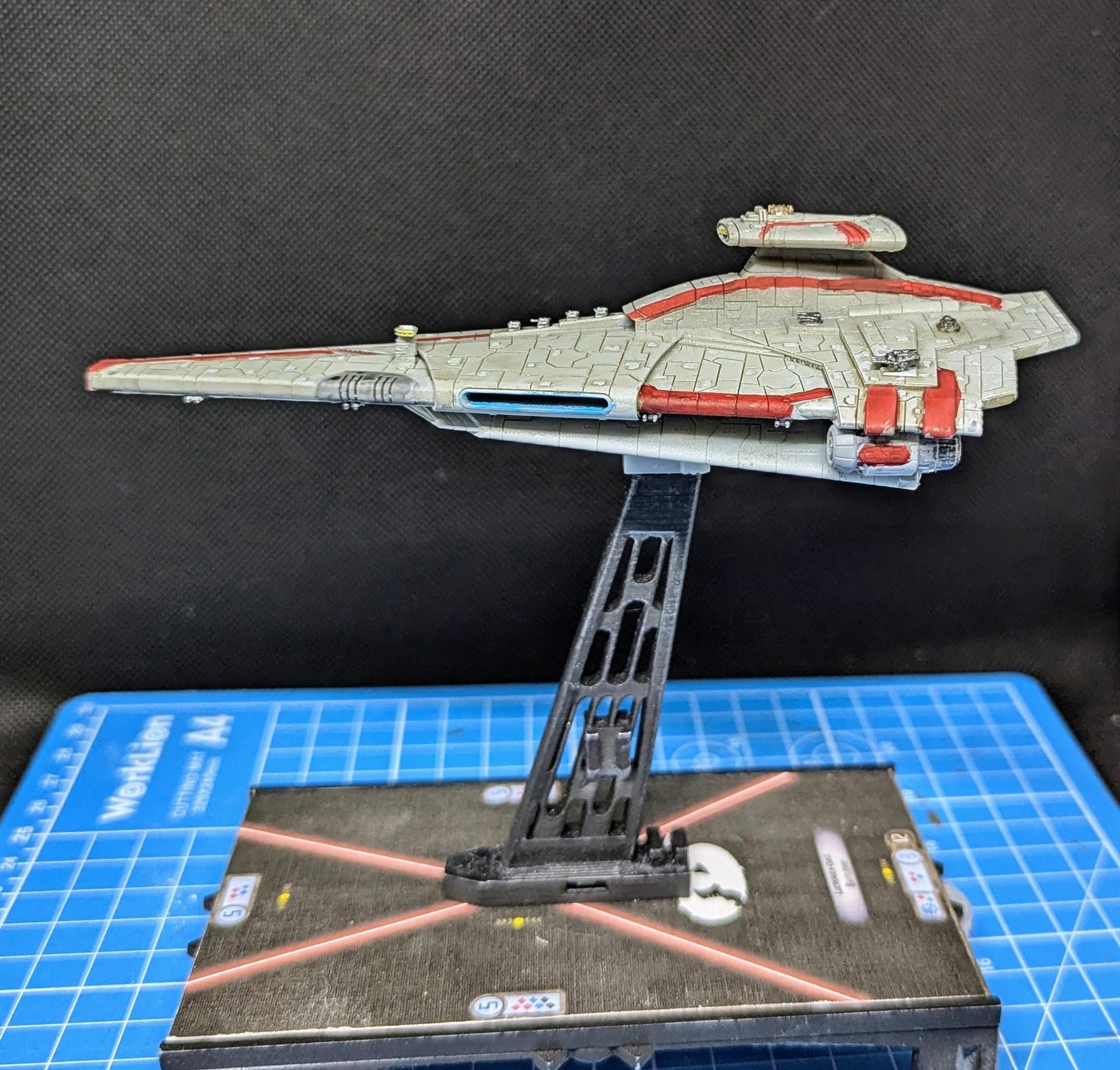 New Republic Endurance Fleet Carrier for Star Wars Armada or other miniatures games 154mm
