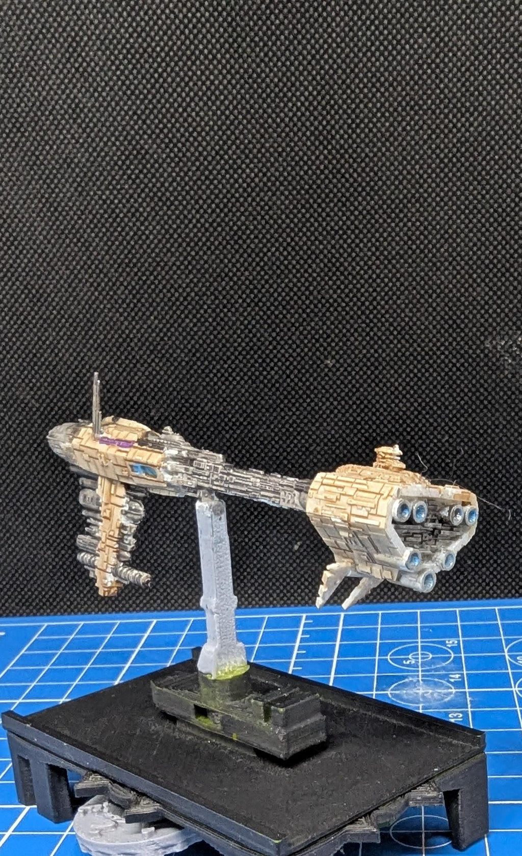 Rebel Nebulon-B EF76 frigate for Star Wars Armada or other miniatures games 89mm