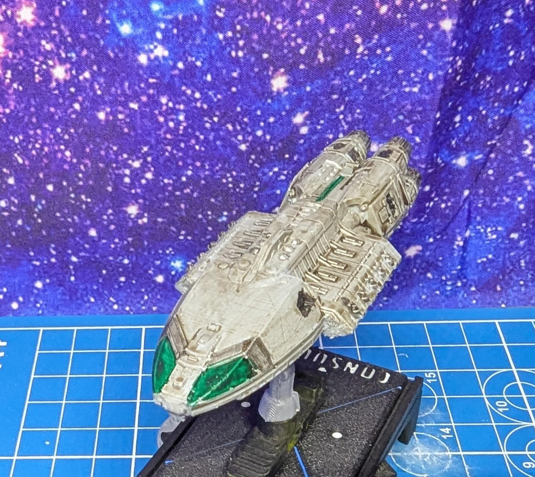 Colonial Minotaur Light Cruiser for starship miniatures games like Onepagerules Warfleets or Armada Nexus 95mm