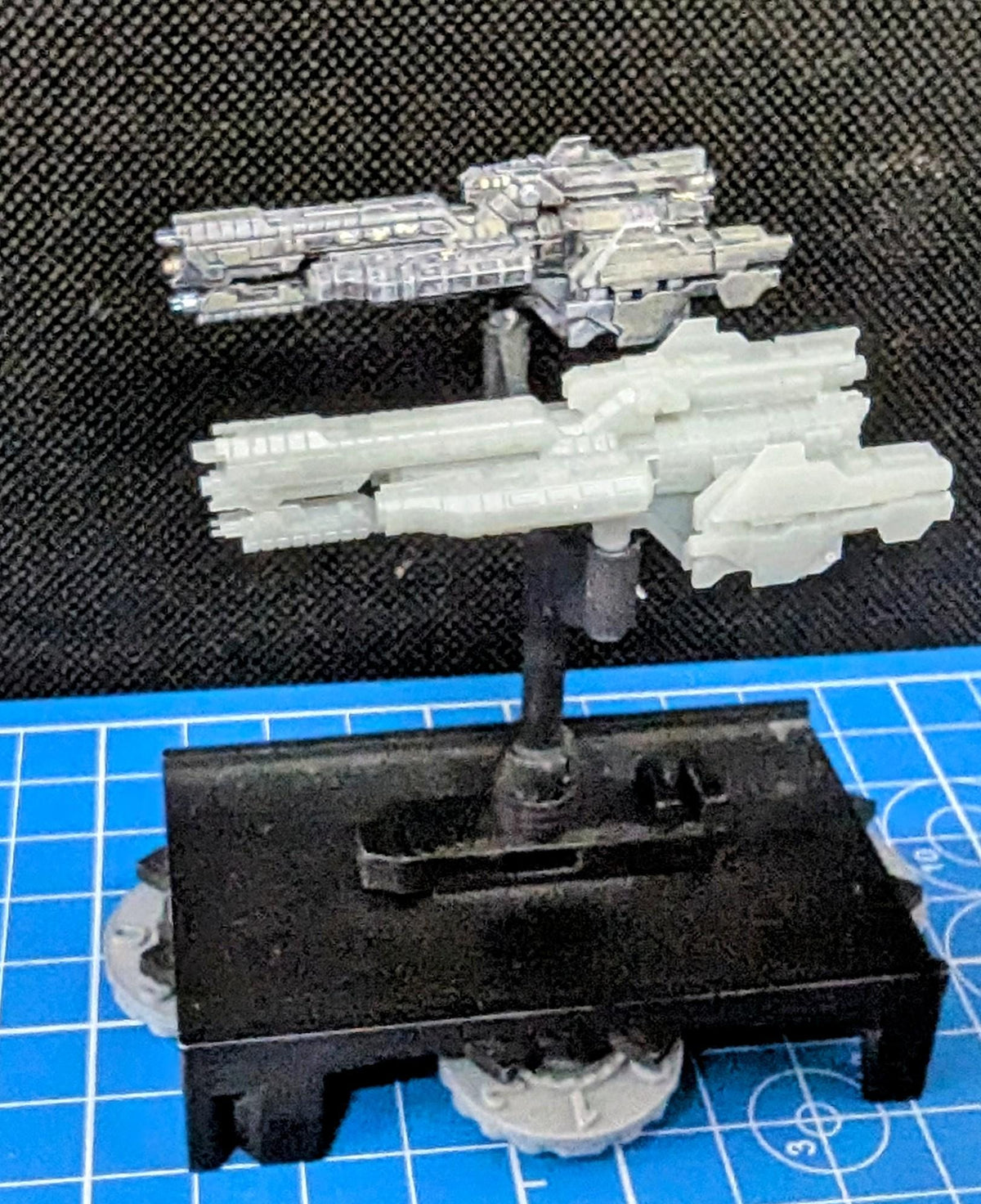 UNSC Paris Class Frigate Miniature, 53mm for Halo Armada scale games