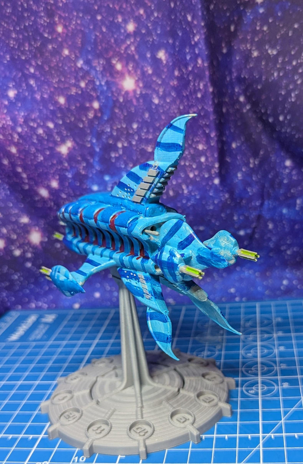 Minbari Troligan Cruiser: Babylon 5, Star Wars Armada scale games