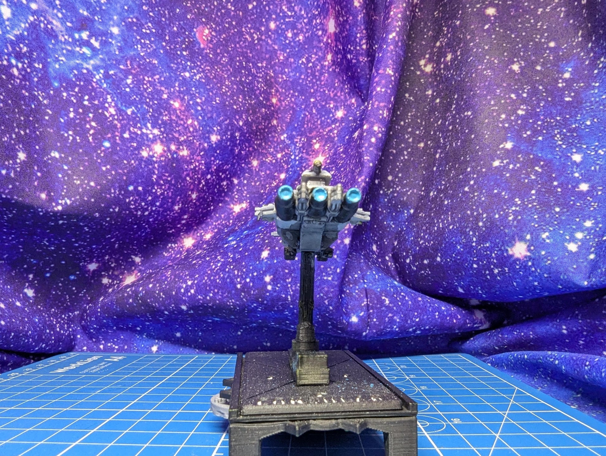 Earthforce Cronos-class Frigate for miniatures games 86mm