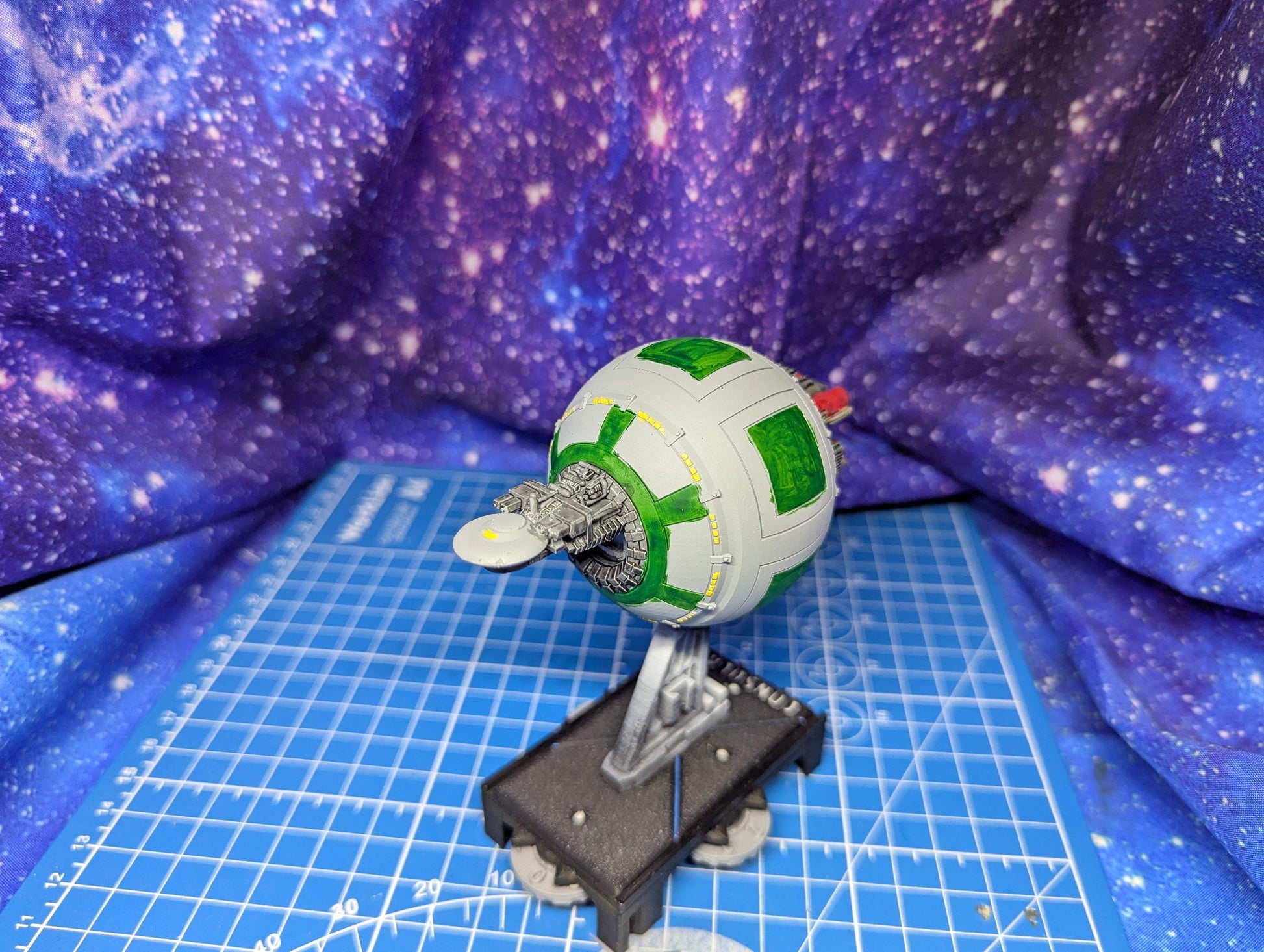 Babylon 5 Civilian Asimov Star Liner for Star wars armada homebrew or other miniatures games 100mm