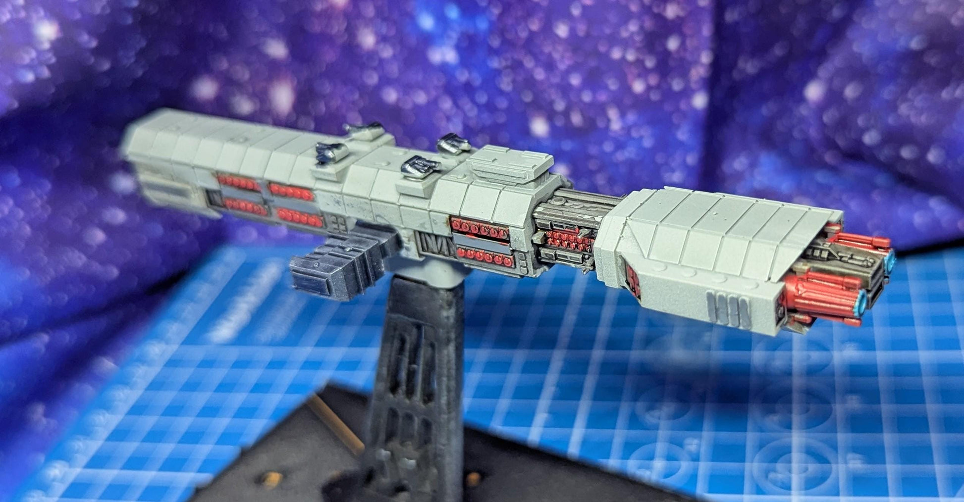 Babylon 5 Earthforce Apollo-class Missile Cruiser for miniatures games
