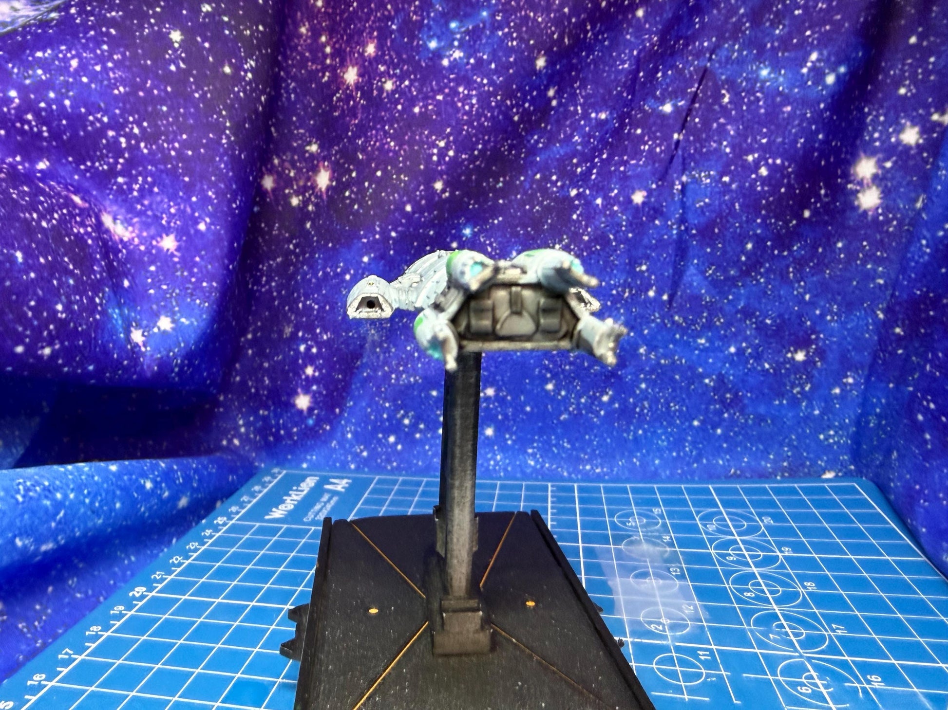 Colonial Valkyrie Battlecruiser for starship miniatures games 121mm