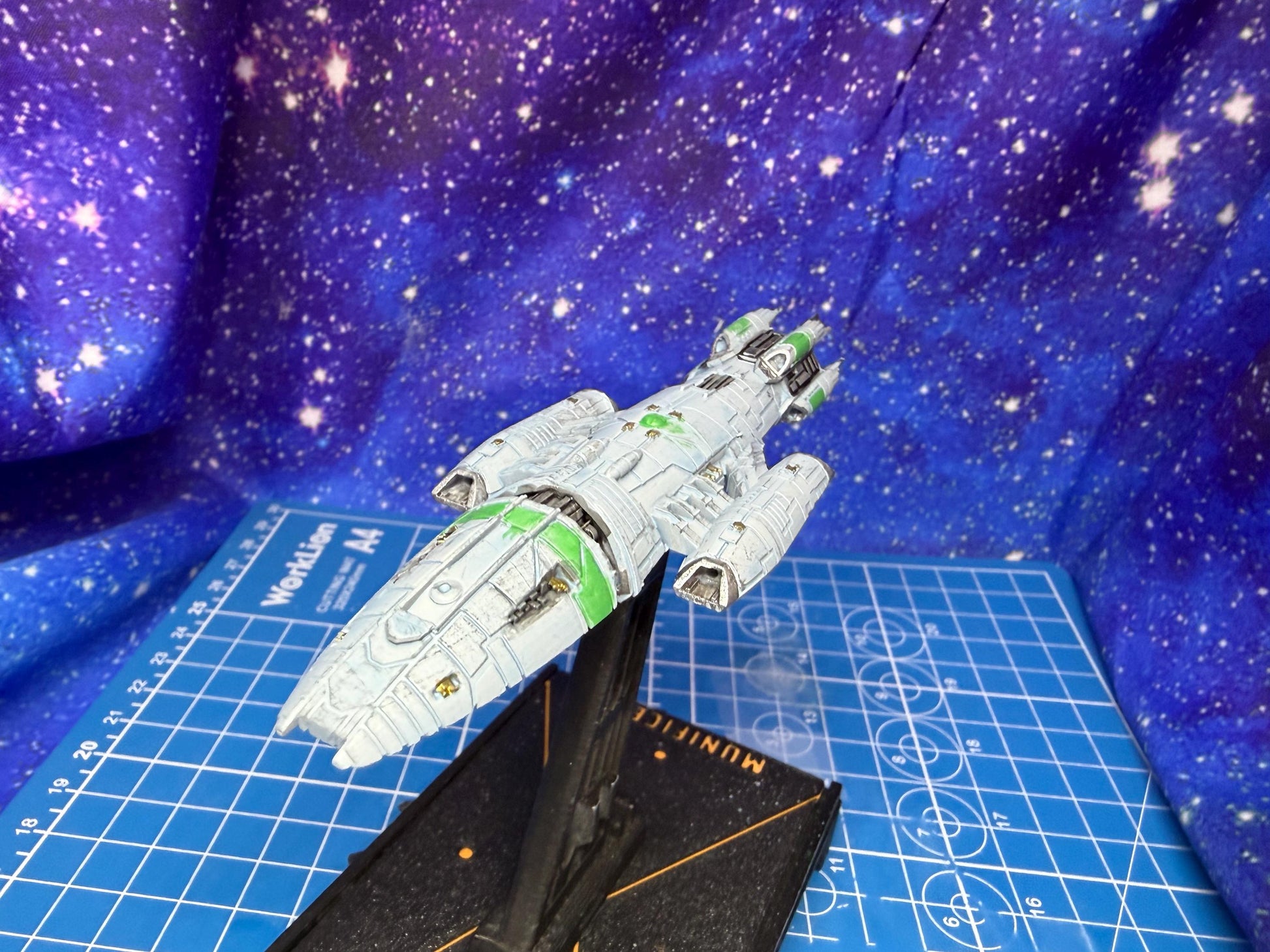Colonial Valkyrie Battlecruiser for starship miniatures games 121mm