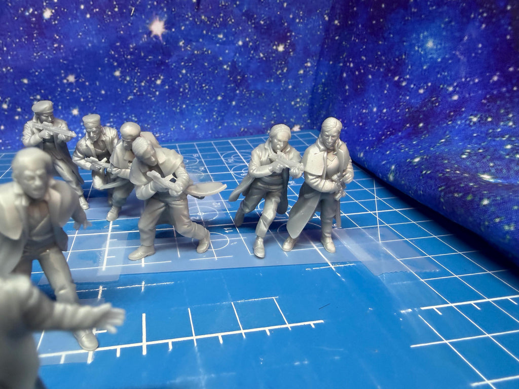 Gendron Front and Gendron Angry Civilians (13) for Star Wars Legion, Grimdark Future or other games 35mm