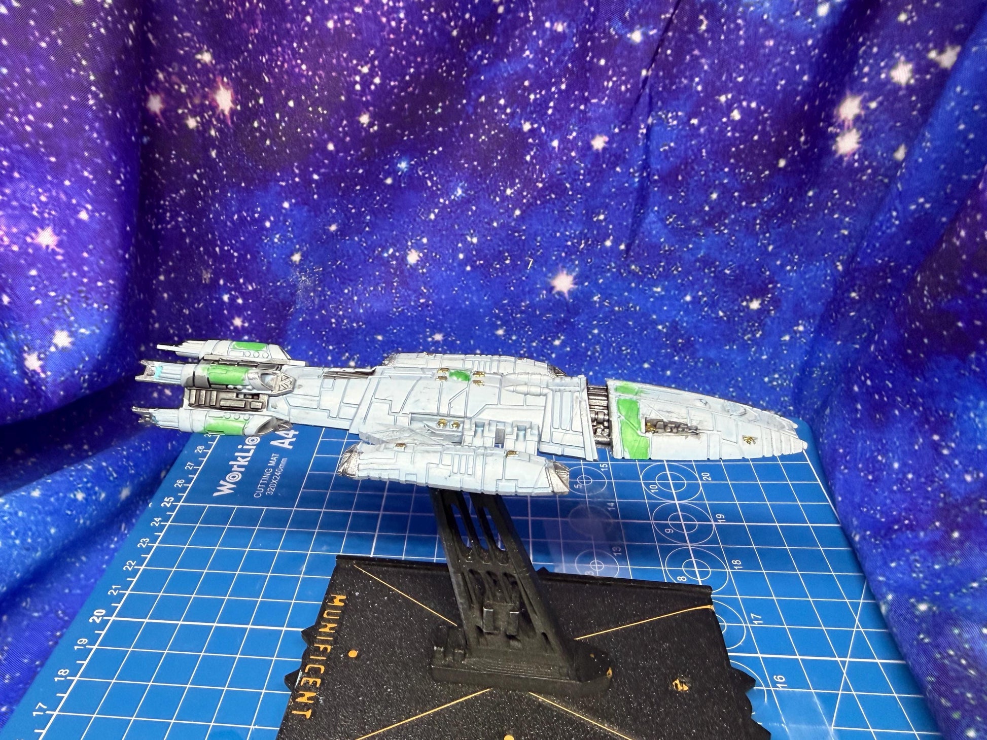 Colonial Valkyrie Battlecruiser for starship miniatures games 121mm