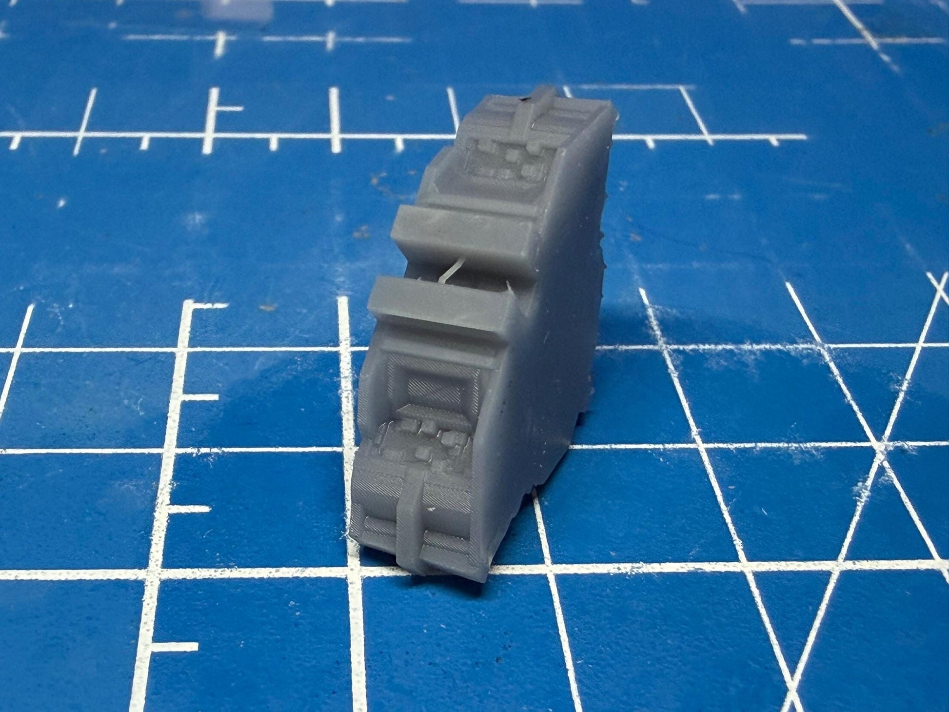 Goth Traitor faction Sol Pattern Cruiser Kit for Onepagerules Warfleets