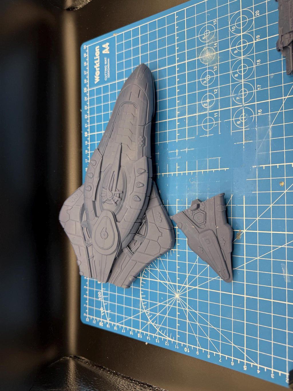 Covenant DOS Onura-pattern Supercruiser for Halo Armada 272mm