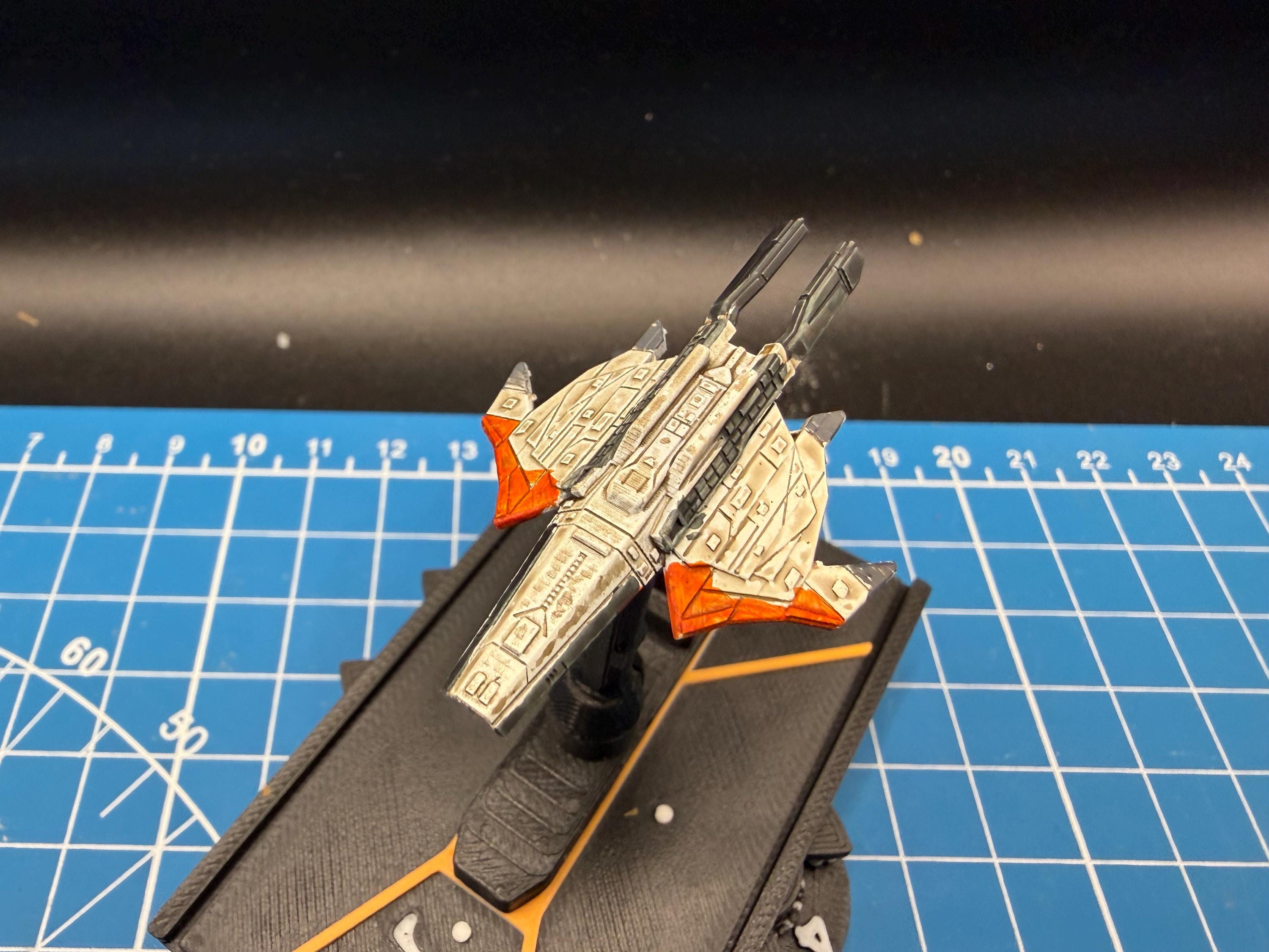 Taurus Hierarchy Frigate for Star Wars Armada scale games (42mm)
