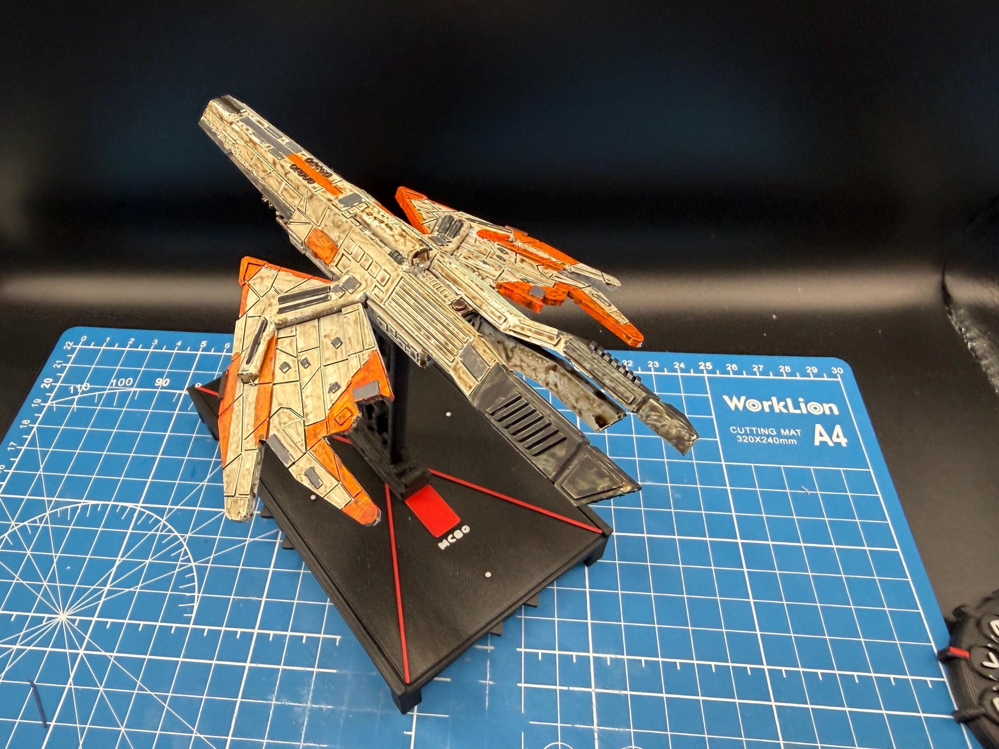 Taurus Hierarchy Dreadnought for Star Wars Armada scale games (157mm)