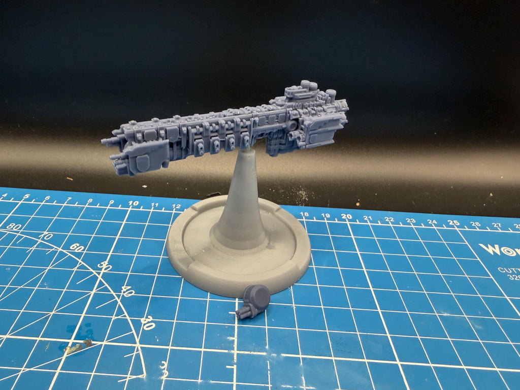 Goth Human Empire Sol Pattern Space Knight Assault Cruiser Kit for Onepagerules Warfleets
