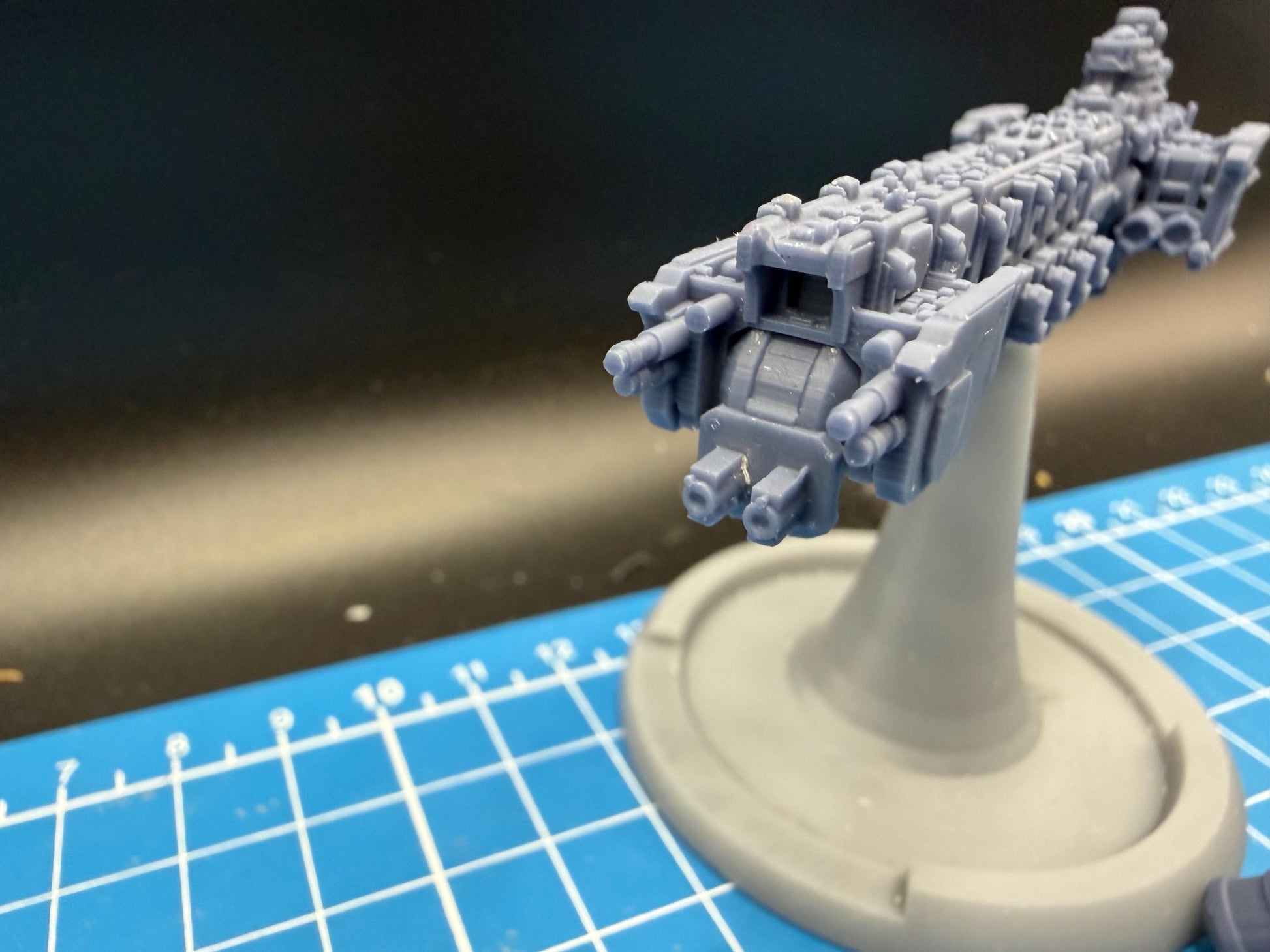 Goth Human Empire Sol Pattern Space Knight Assault Cruiser Kit for Onepagerules Warfleets