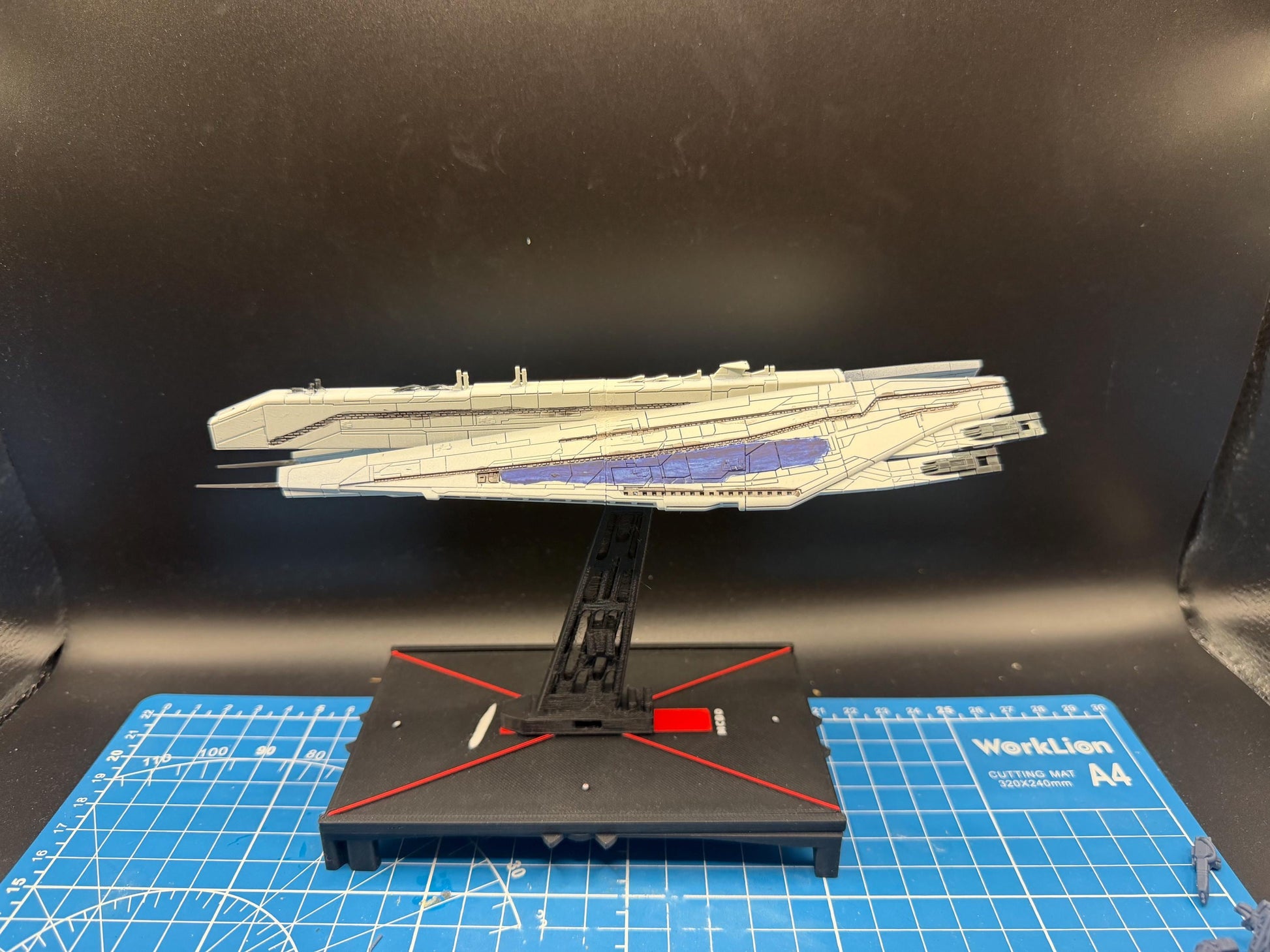 Human Alliance Kilimanjaro Dreadnought for Star Wars Armada scale games (200mm)