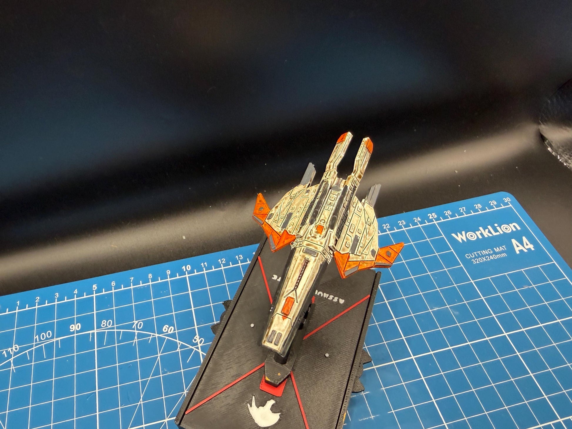 Taurus Hierarchy Cruiser for Star Wars Armada scale games (88mm)