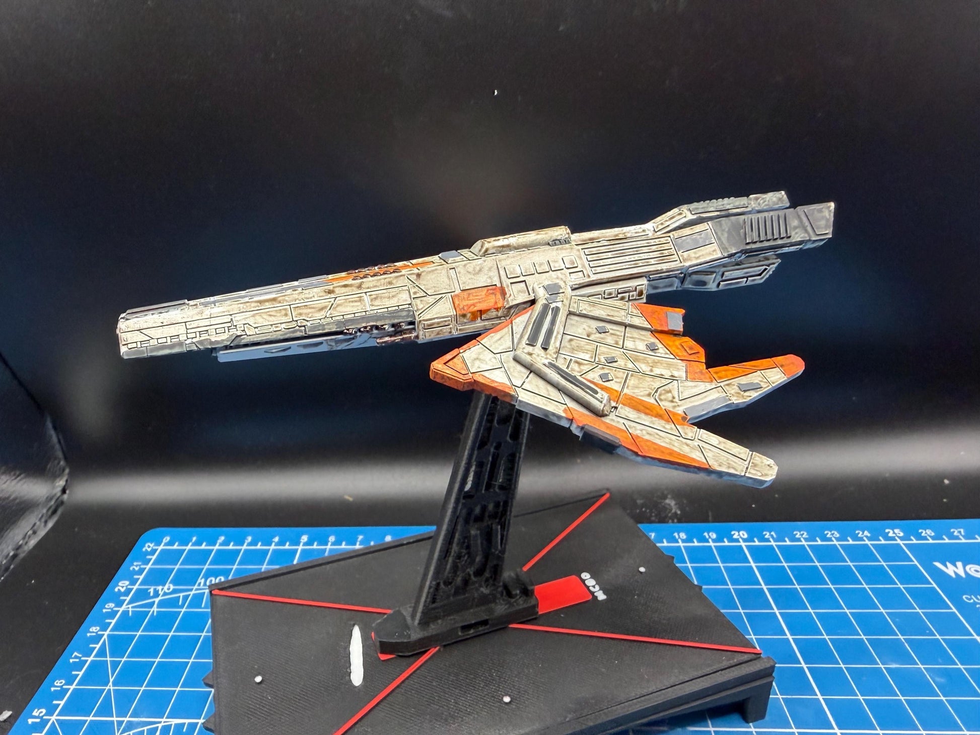 Taurus Hierarchy Dreadnought for Star Wars Armada scale games (157mm)