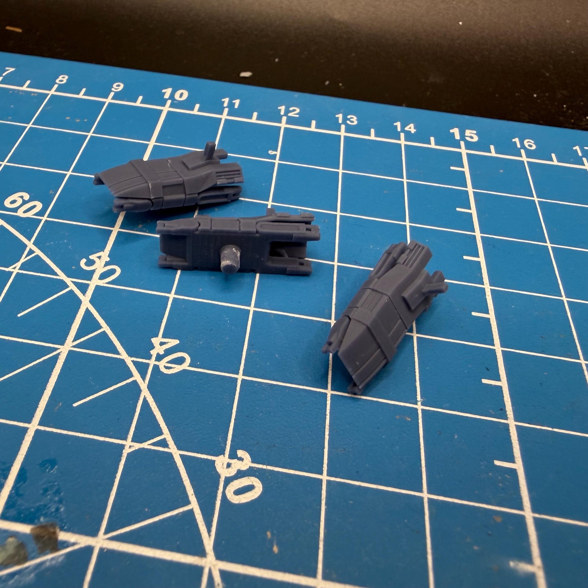 Human Alliance Kodiak Assault Shuttle Squadron(6): Armada Nexus Miniatures (18mm)