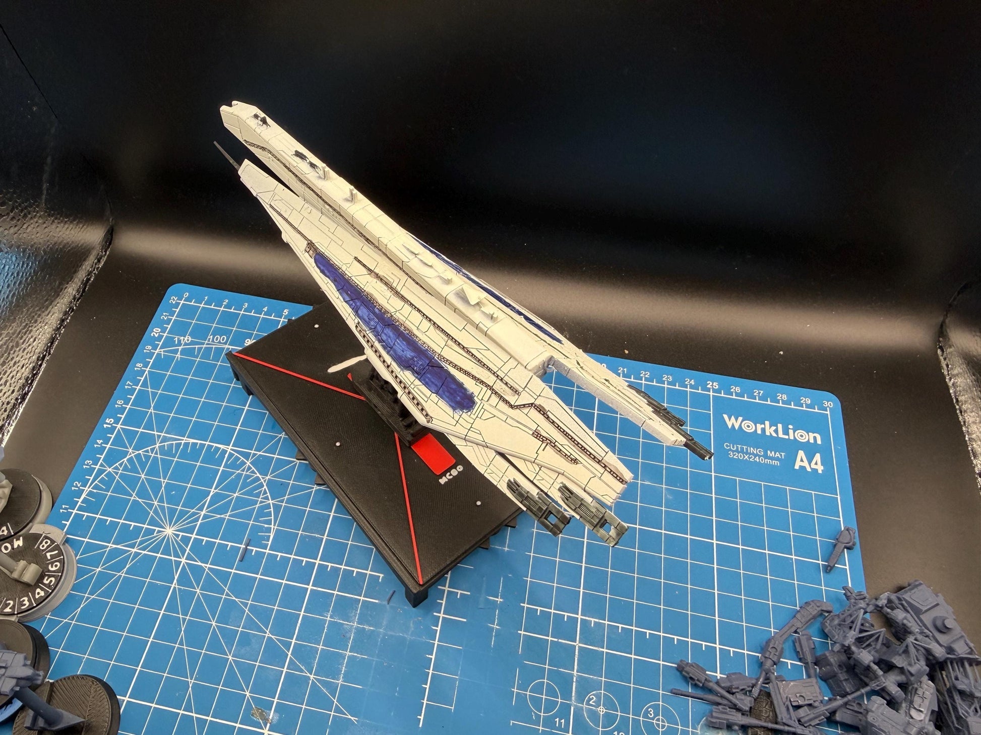 Human Alliance Kilimanjaro Dreadnought for Star Wars Armada scale games (200mm)