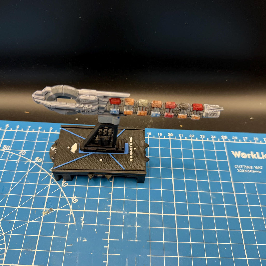 Quarrel Migratory Cruiser for Star Wars Armada scale games (120mm)