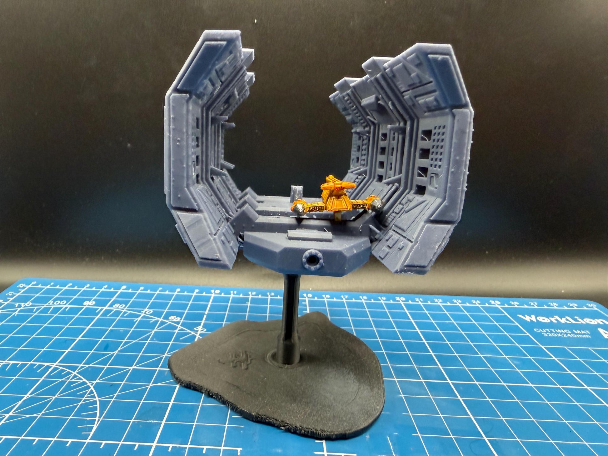 UNSC Cruiser Shipyard Station for Star Wars Armada scale games 115mm
