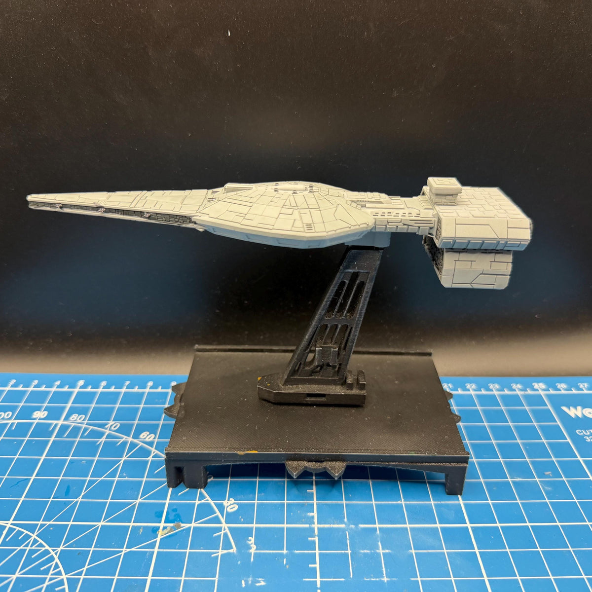 Dark Empire Modular Taskforce Cruiser for Star Wars Armada scale games 157mm