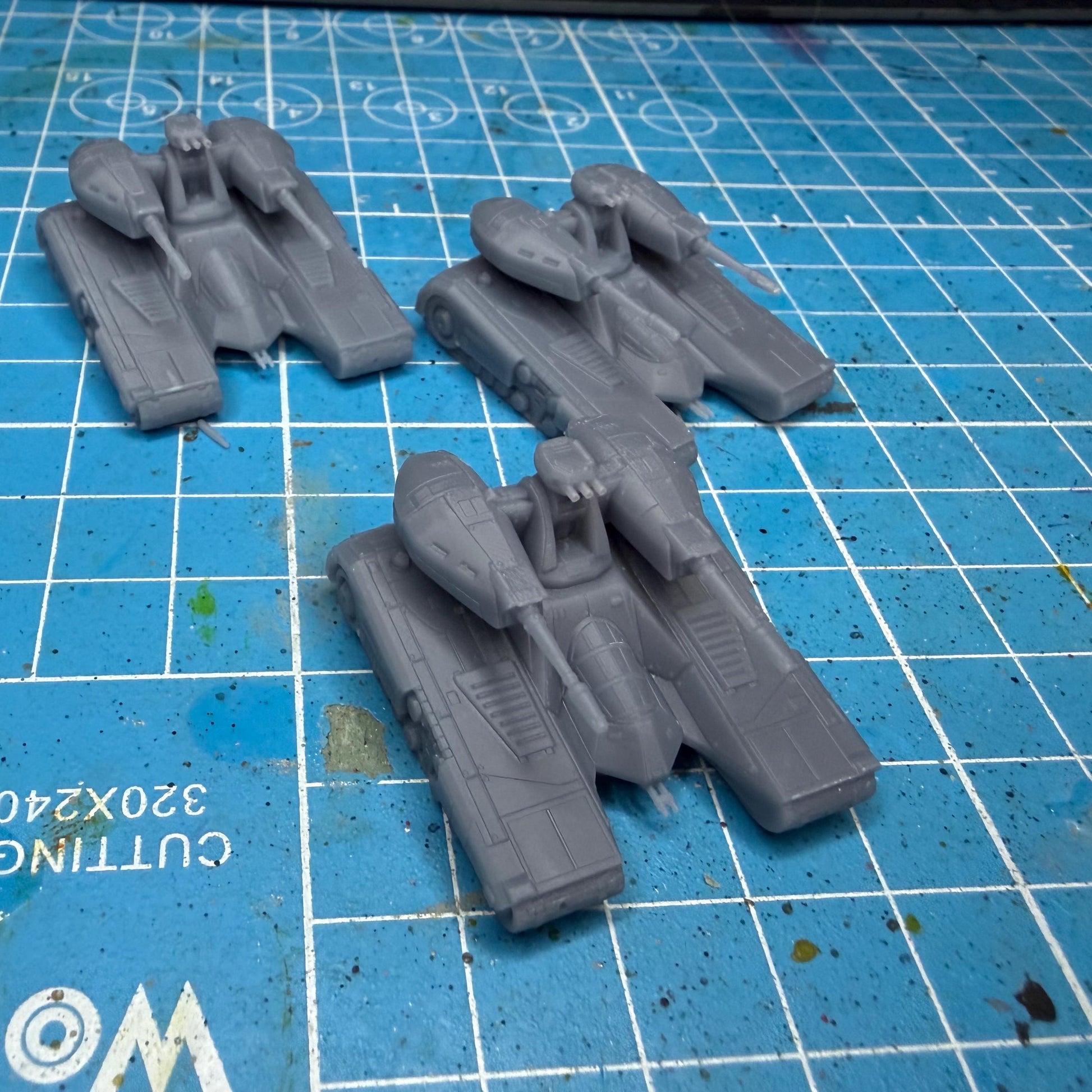 6mm Scale Rebel T4-B Heavy Tank Platoon (3)