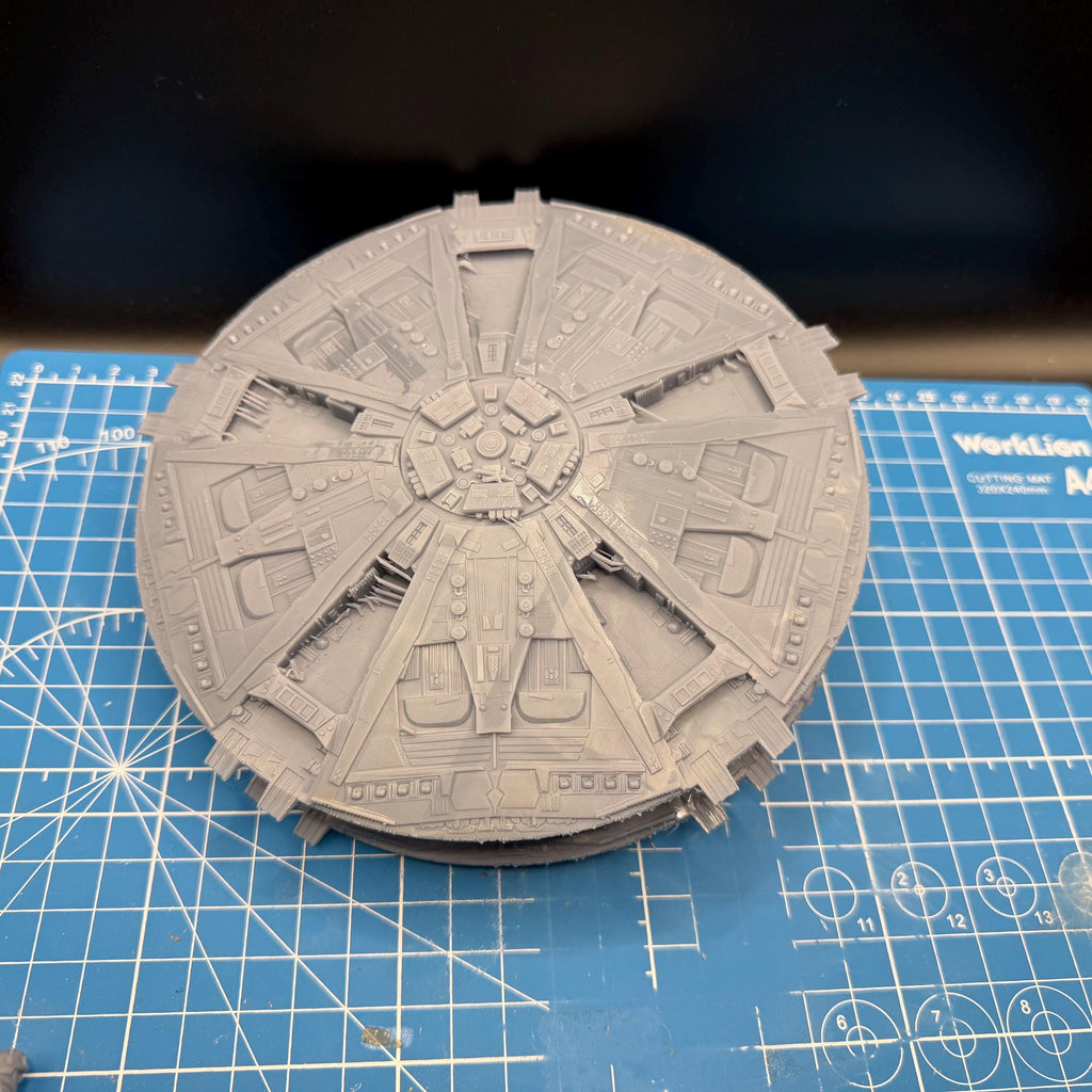 TOS Cylon fleet Basestar type b carrier for Armada Legends or other miniatures games 165mm