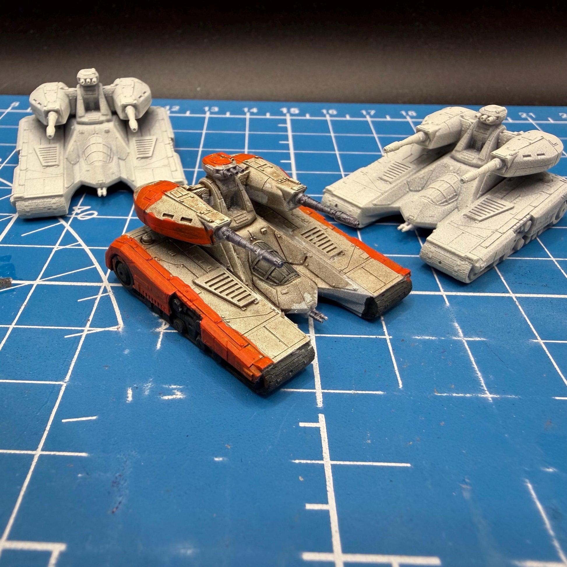 6mm Scale Rebel T4-B Heavy Tank Platoon (3)