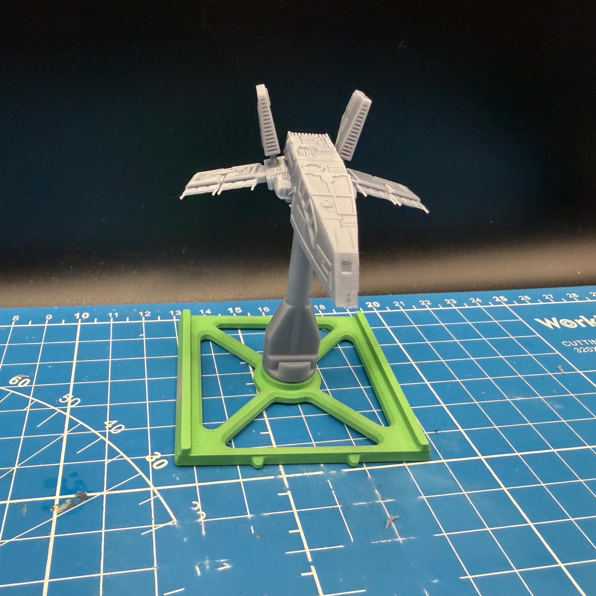 XW scale HWK-290 “Moldy Crow “for Star wars Xwing scale gaming 1/270