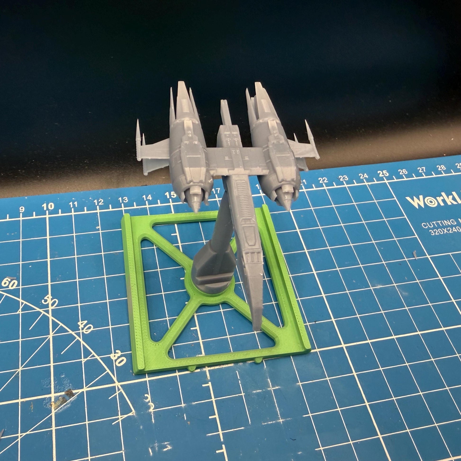 XW scale “Ravens Claw “ Fast Courier for Star wars Xwing scale gaming 1/270