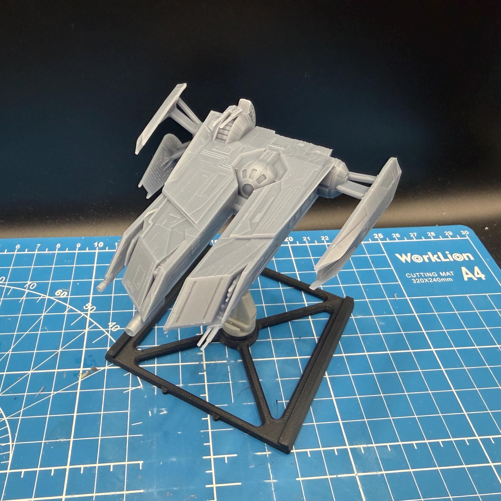 XW scale “Rogue Shadow” Modified transport for Star wars Xwing scale gaming 1/270
