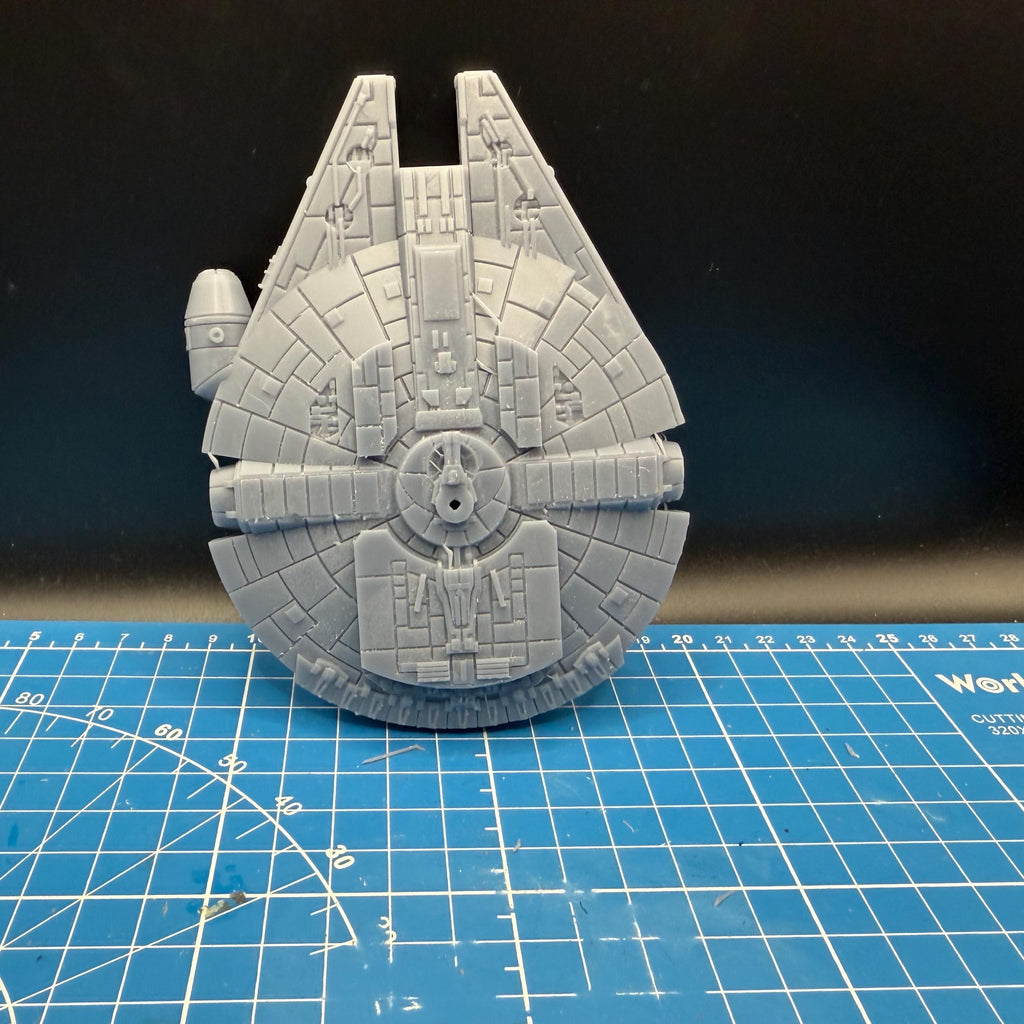 XW scale YT-1300 Millennium Falcon “Original Trilogy” transport for Star wars Xwing scale gaming 1/270