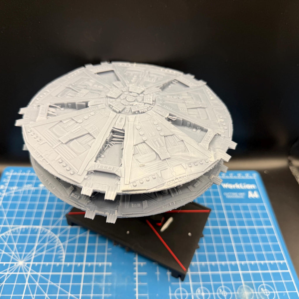 TOS Cylon fleet Basestar type b carrier for Armada Legends or other miniatures games 165mm
