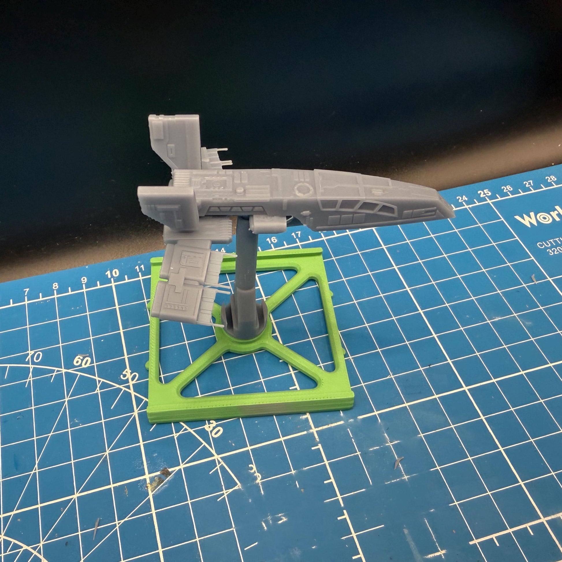 XW scale HWK-290 “Moldy Crow “for Star wars Xwing scale gaming 1/270