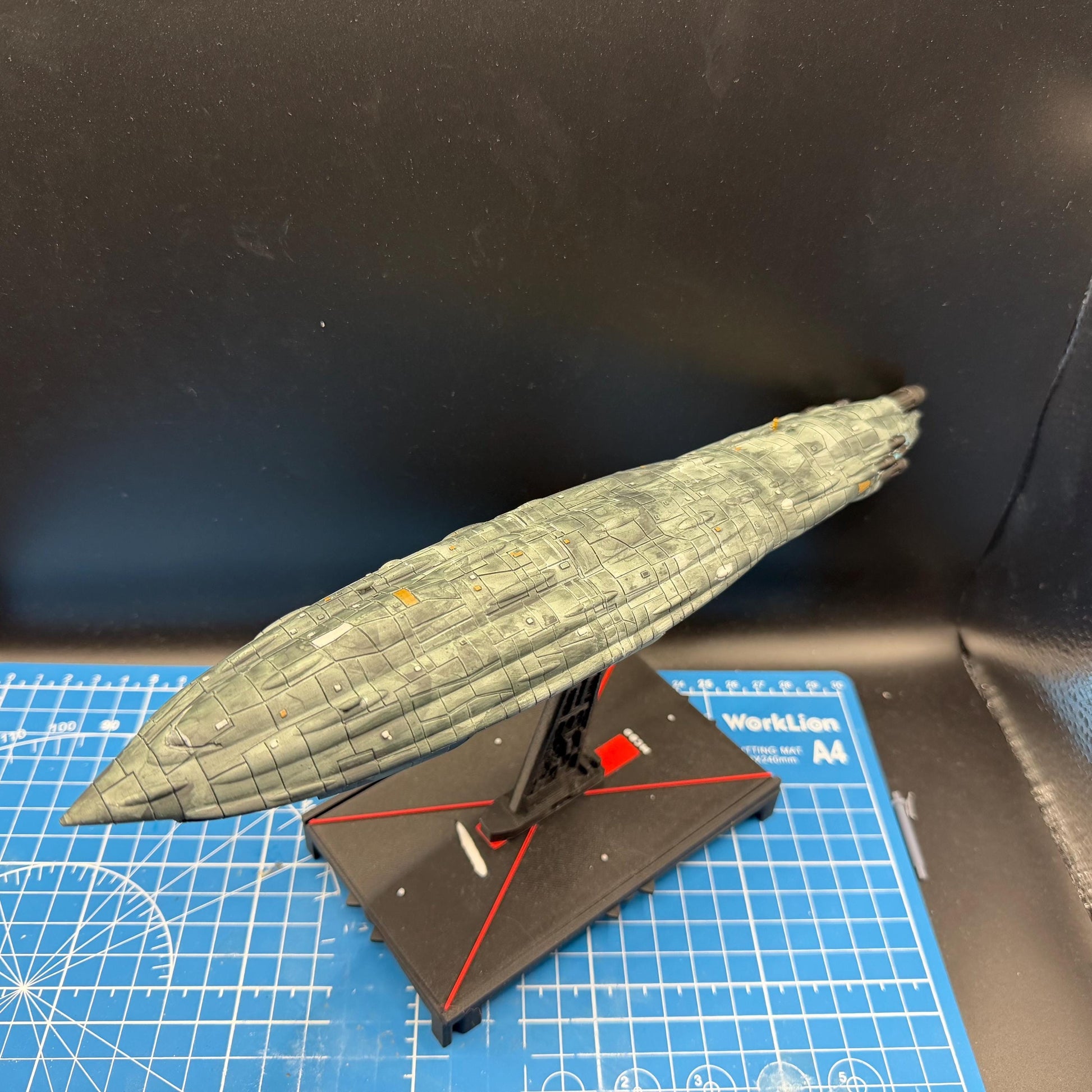 Resistance MC85 "Raddus" Star Cruiser for Star Wars Armada 273mm length